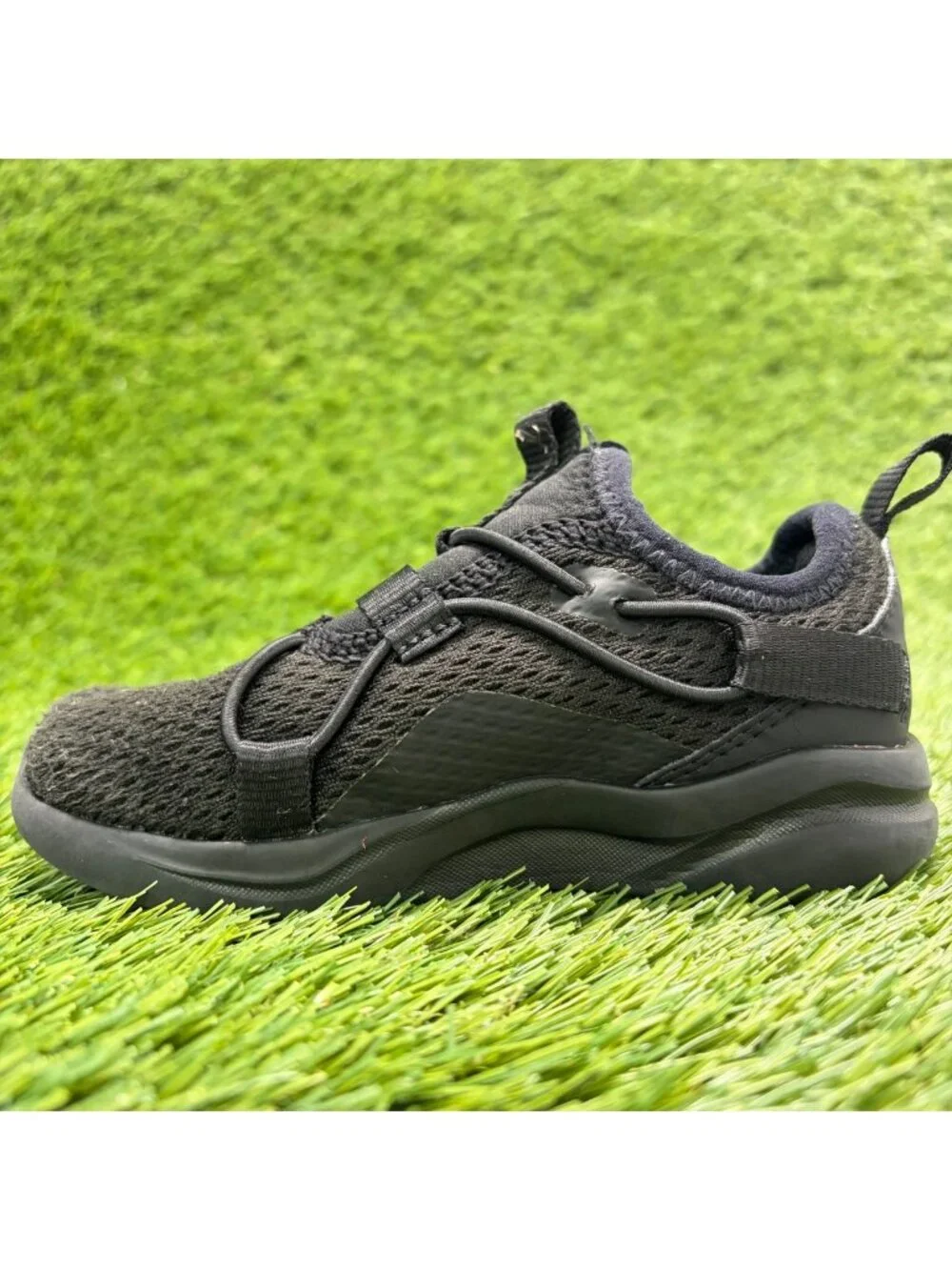 Puma Rift Slip-On Boys Size 8C Black Athletic Running Walking Shoes Sneakers